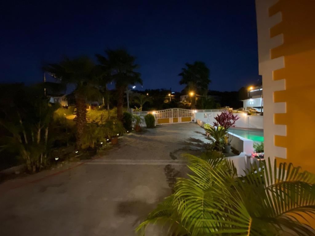 Faith'S Villa Tobago Diamond Екстер'єр фото